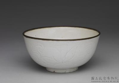 图片[4]-Bowl with impressed floral pattern in white glaze, Ding ware, Jin to Yuan dynasty, 12th-14th century-China Archive